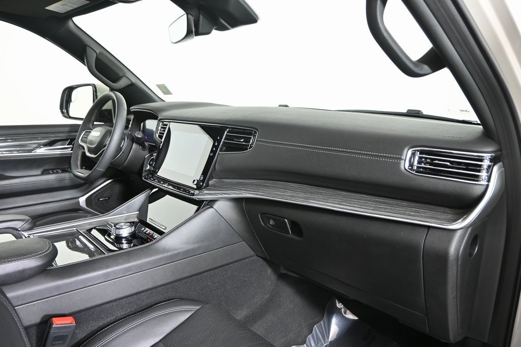Used 2022 Jeep Wagoneer Series II image 14