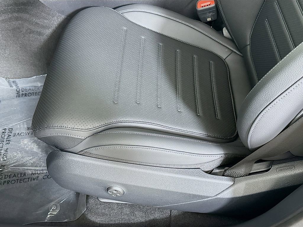 New 2026 Mercedes-Benz GLC 300 4MATIC image 18