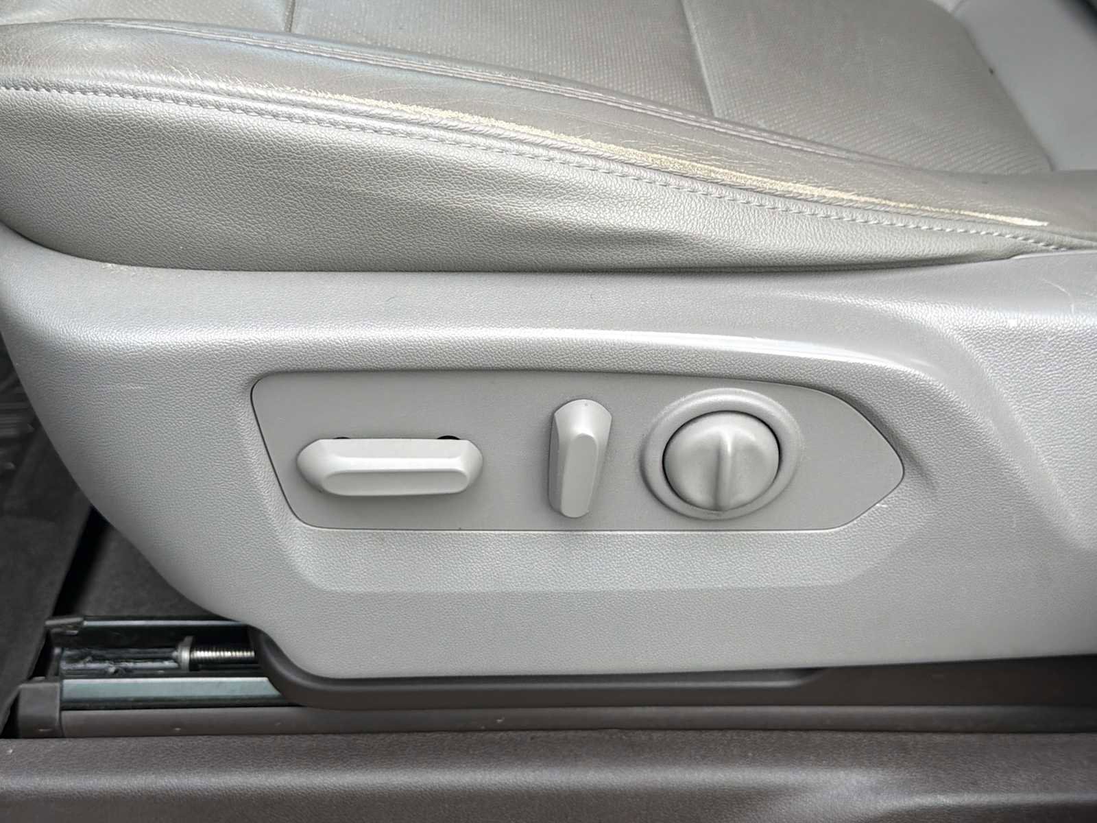 Used 2020 GMC Sierra 1500 SLT w/ SLT Premium Plus Package image 24