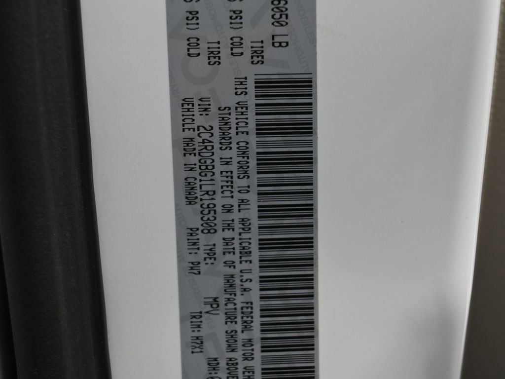 Used 2020 Dodge Grand Caravan SE image 17