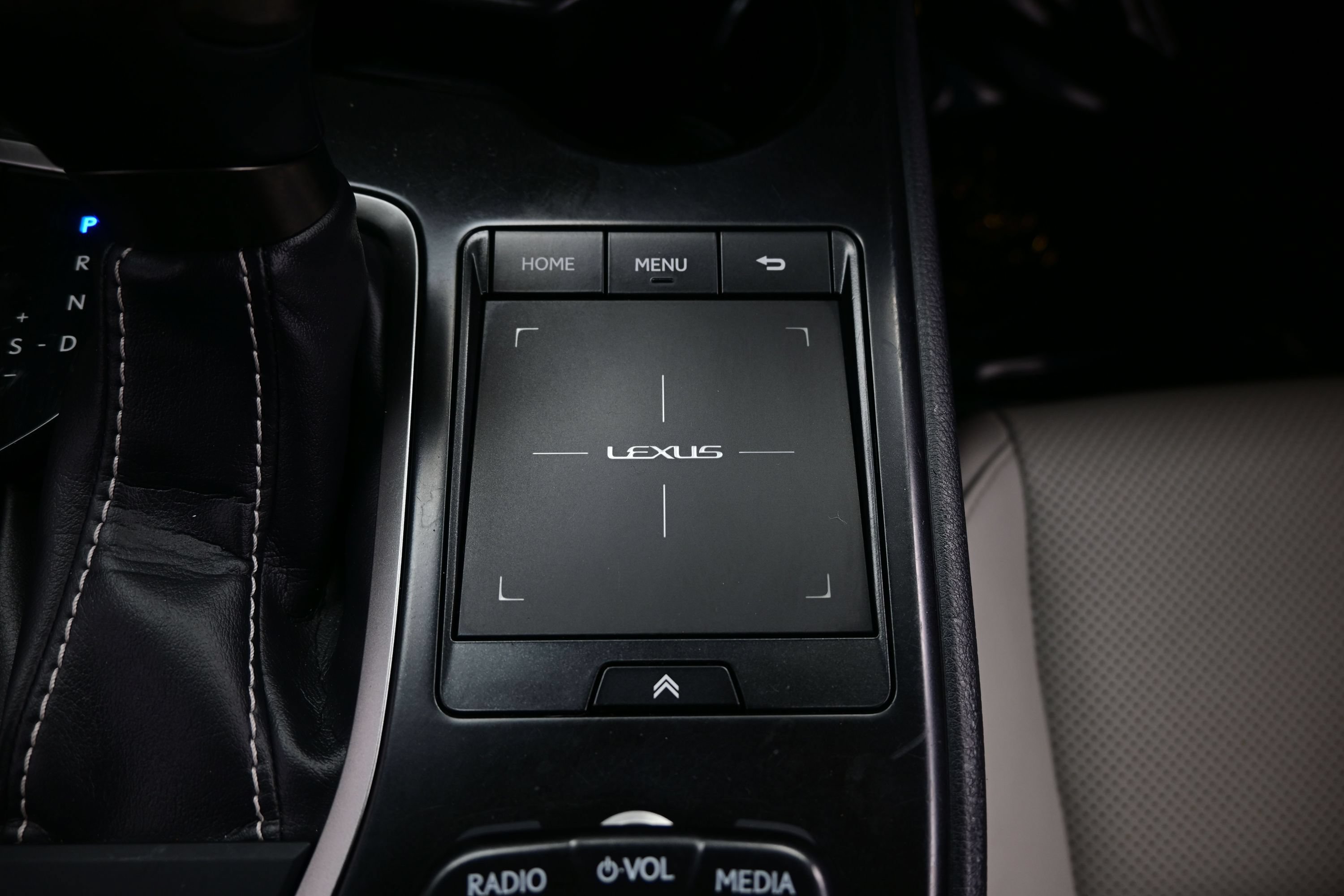 Used 2020 Lexus UX 250h w/ Premium Package AWD/4WD image 24