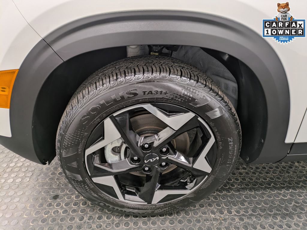 Used 2025 Kia Seltos S image 7
