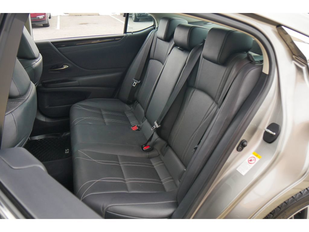 Used 2019 Lexus ES 350 image 18