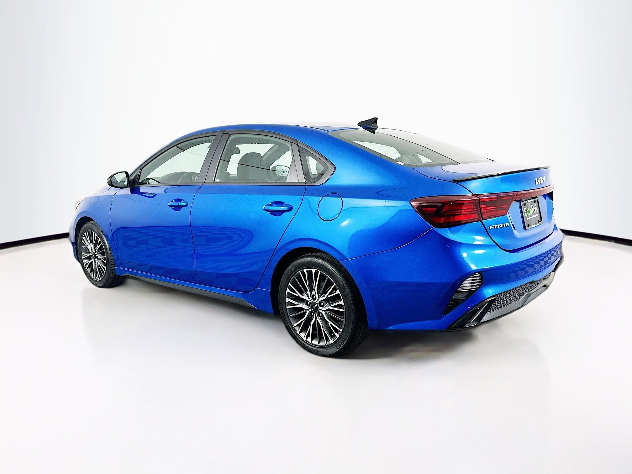 Used 2023 Kia Forte GT-Line w/ GT-Line Premium Package image 5