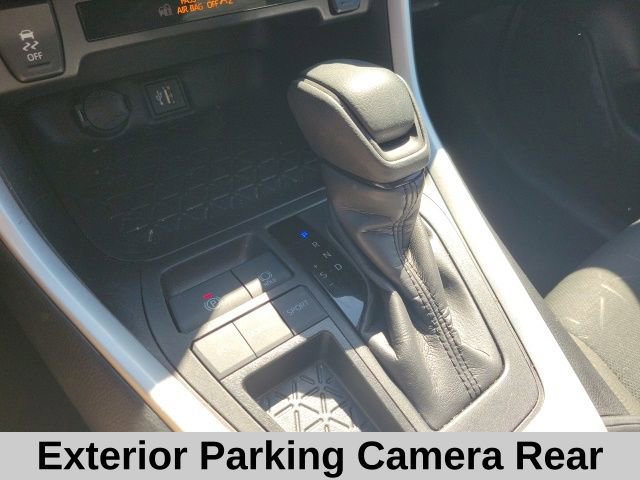 Used 2024 Toyota RAV4 XLE FWD image 7