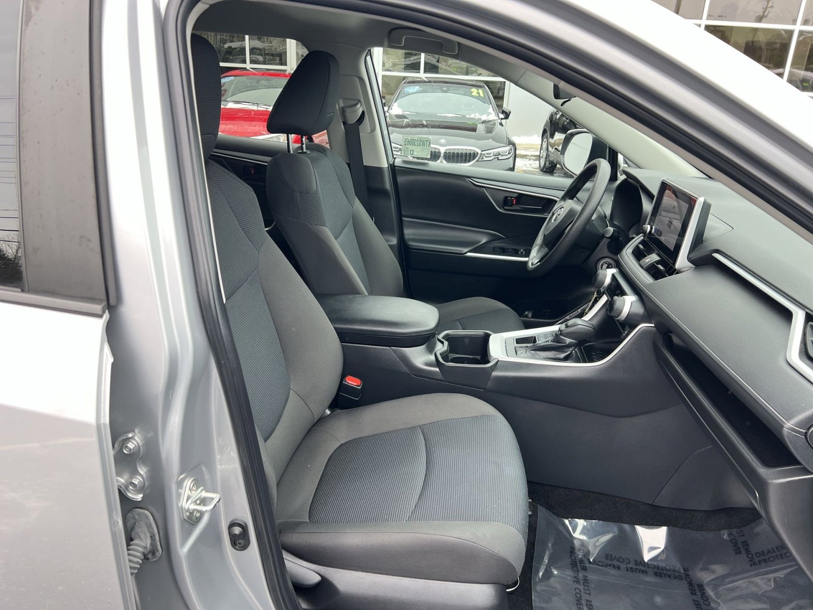 Used 2023 Toyota RAV4 LE image 24