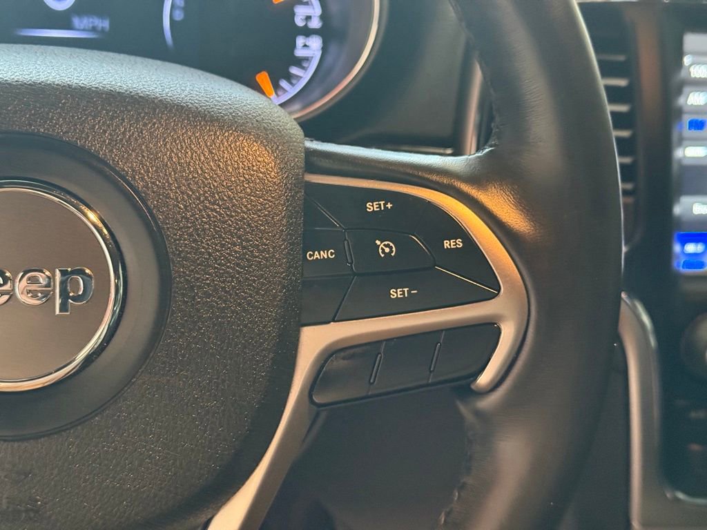 Used 2018 Jeep Grand Cherokee Altitude image 26