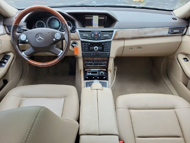 Used 2010 Mercedes-Benz E 350 Sedan w/ Premium 1 Pkg image 11