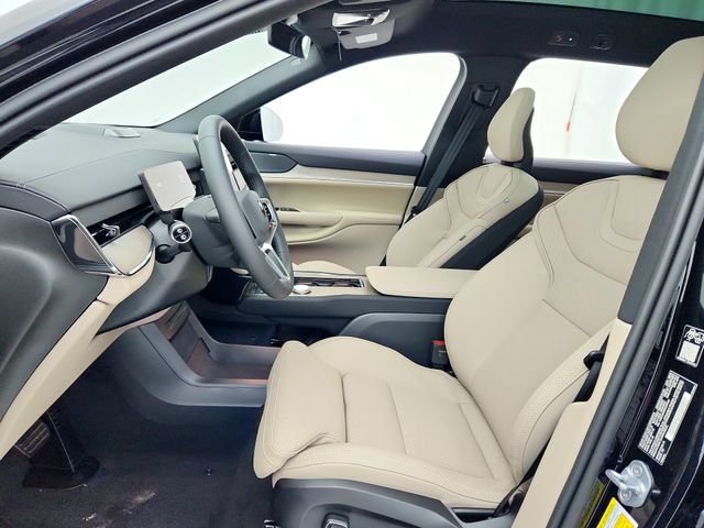 New 2025 Volvo EX90 Plus image 22