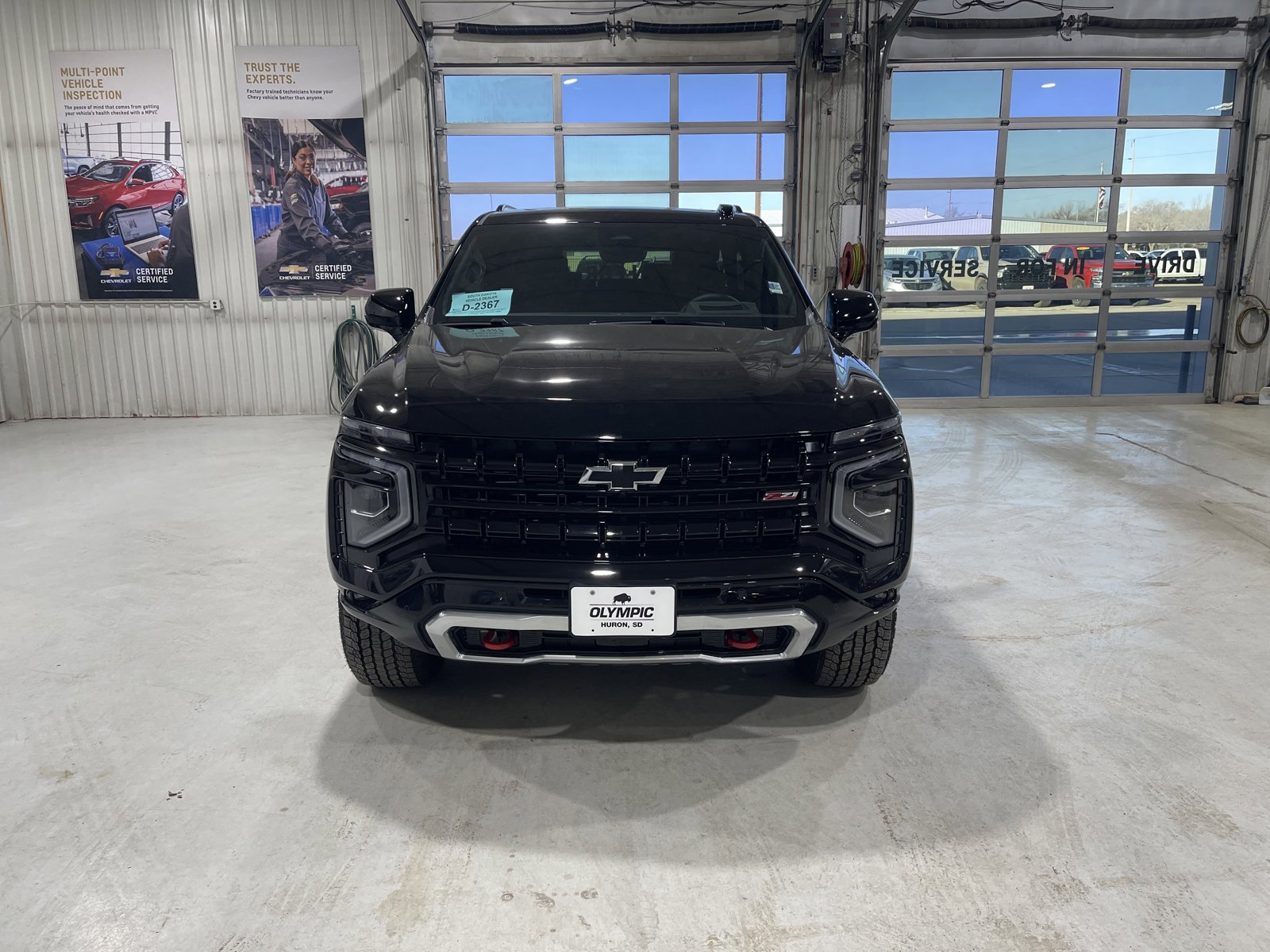 Used 2026 Chevrolet Suburban Z71 w/ Z71 Off-Road Package image 3