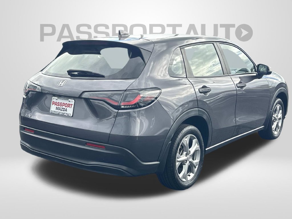 Used 2023 Honda HR-V LX image 5