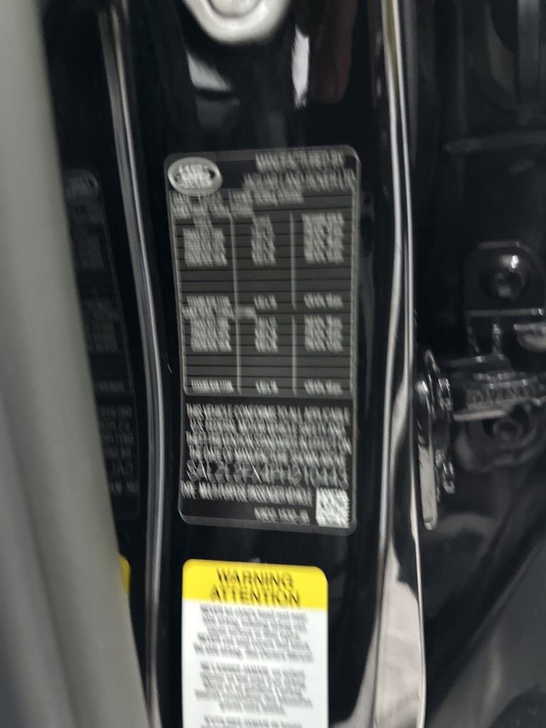 Used 2023 Land Rover Range Rover Evoque R-Dynamic SE image 34