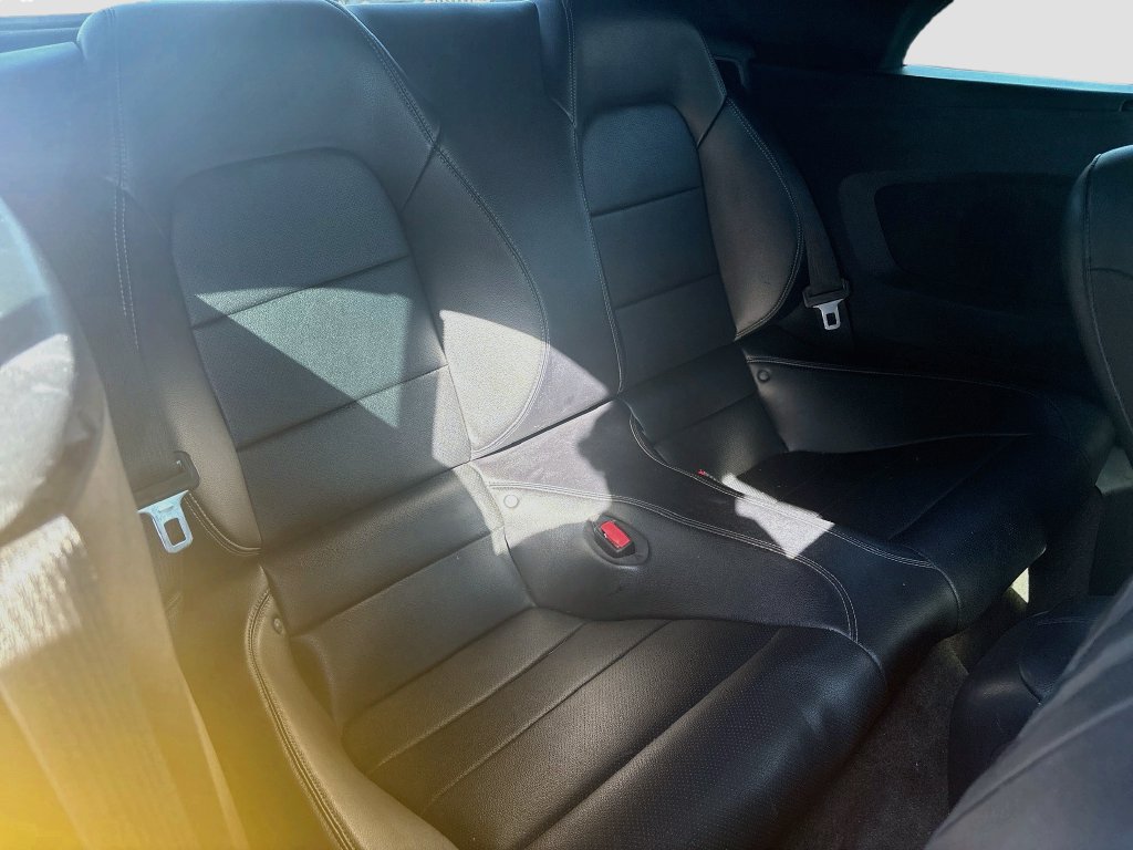 Used 2016 Ford Mustang Premium RWD image 27