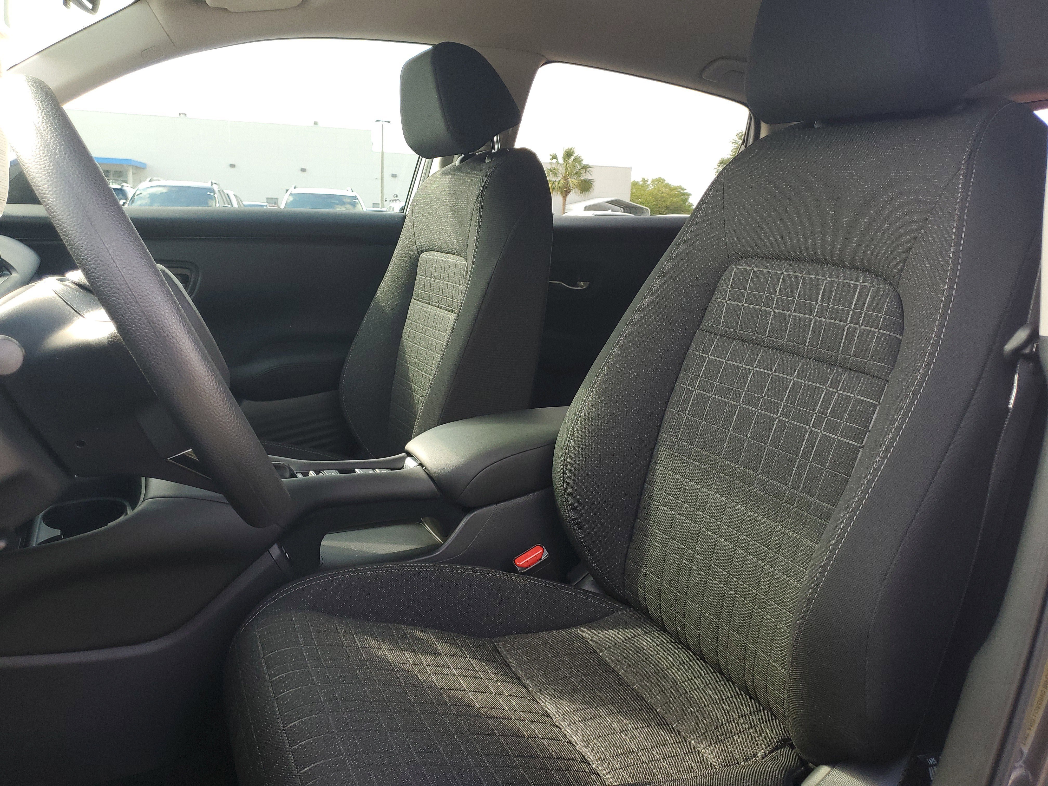 Certified 2026 Honda HR-V LX image 17
