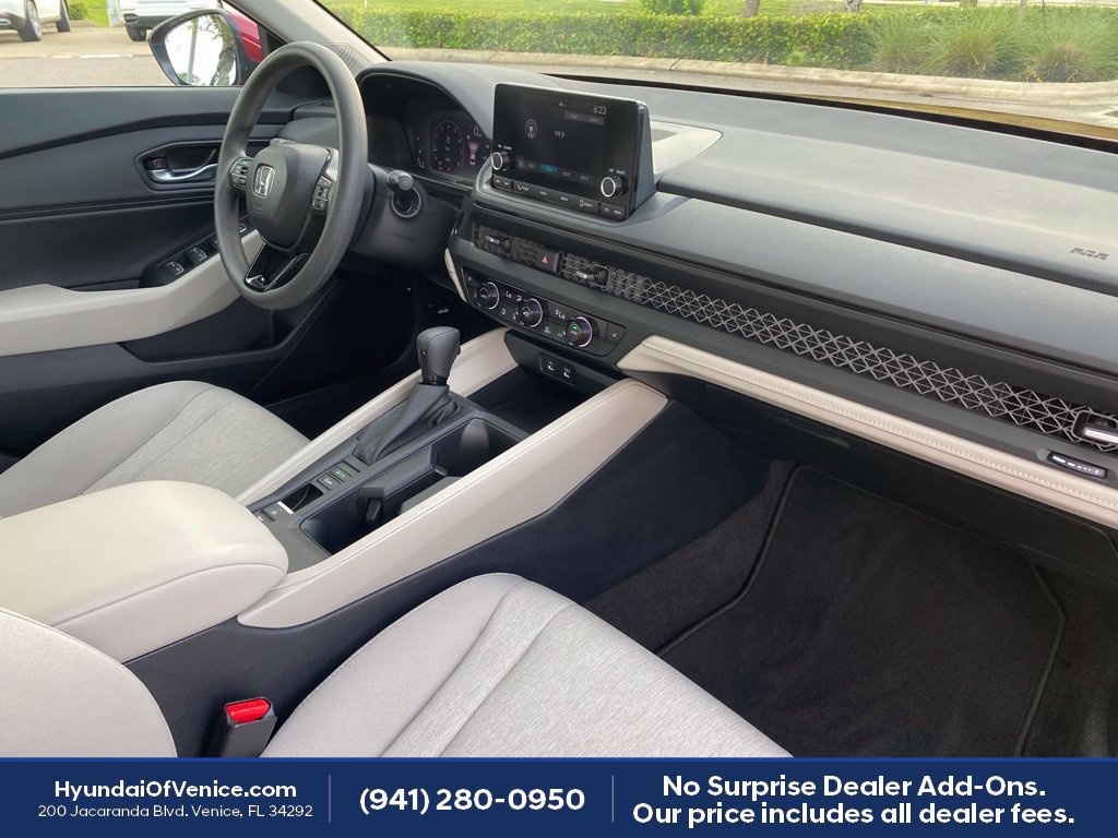 Used 2024 Honda Accord EX image 17