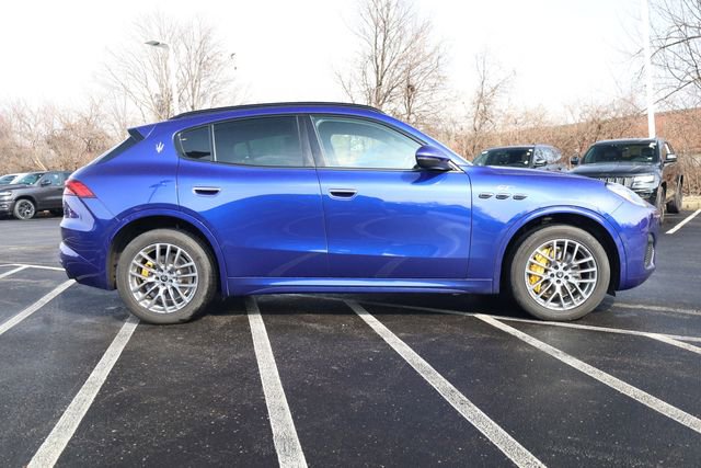 Used 2023 Maserati Grecale GT image 4