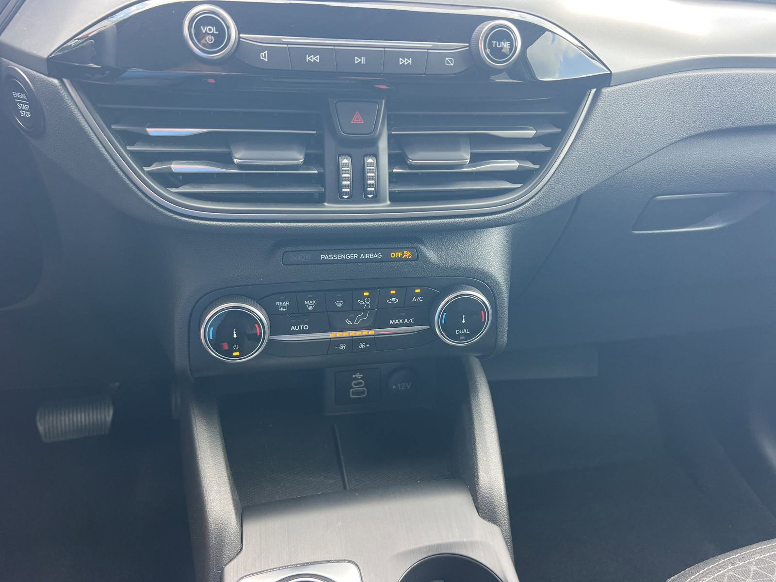 Used 2024 Ford Escape Active image 30