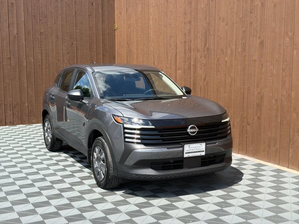 Used 2025 Nissan Kicks S FWD image 10