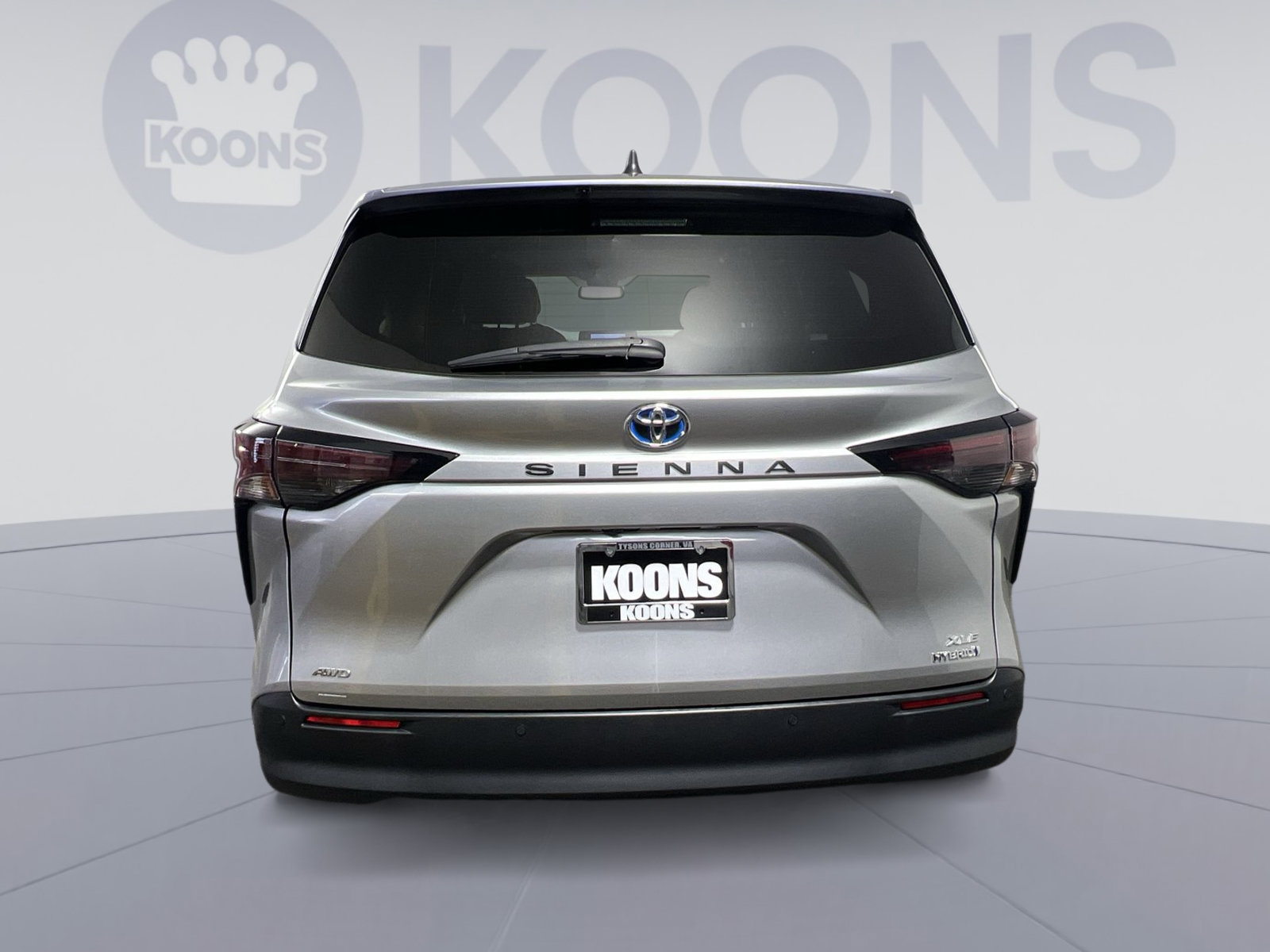 Used 2023 Toyota Sienna XLE AWD/4WD image 10