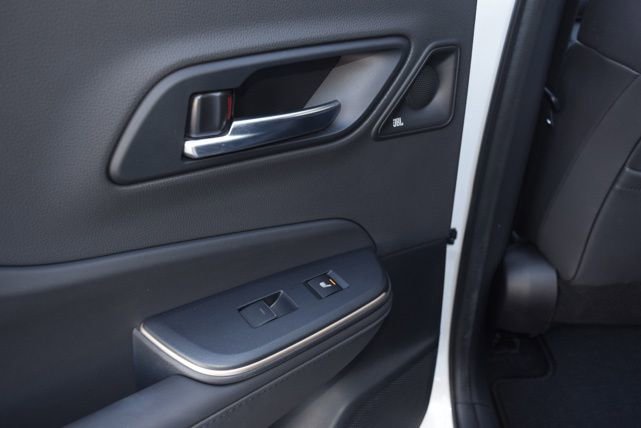 Used 2023 Toyota Crown Limited image 38