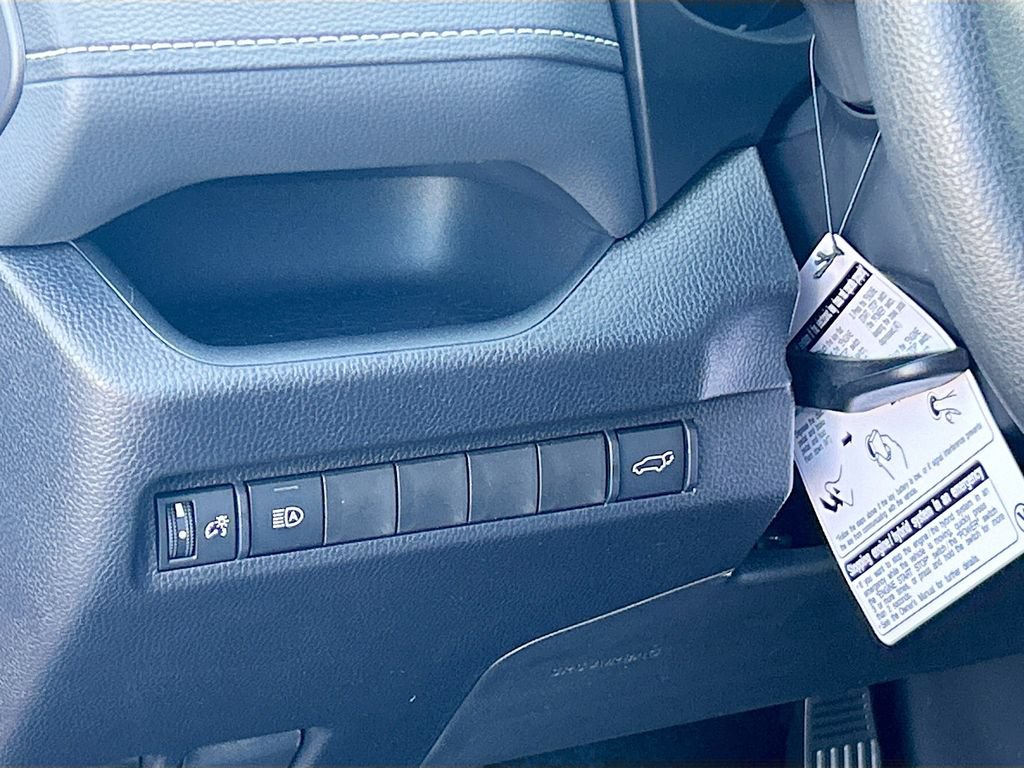 New 2025 Toyota RAV4 XLE w/ Convenience Package FWD image 10