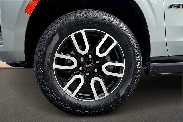 Certified 2024 GMC Yukon AT4 w/ AT4 Premium Plus Package image 8
