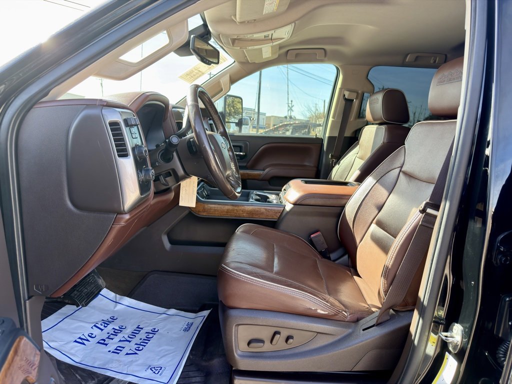 Used 2017 Chevrolet Silverado 2500 High Country w/ Duramax Plus Package image 9