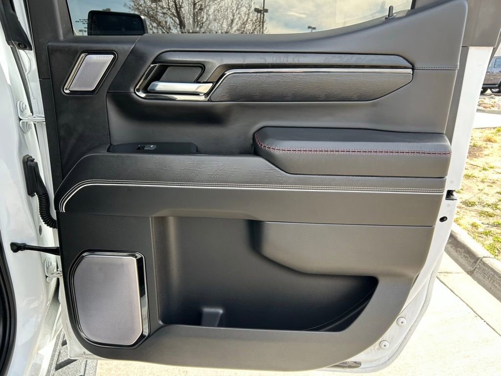 Used 2022 GMC Sierra 1500 AT4X image 27