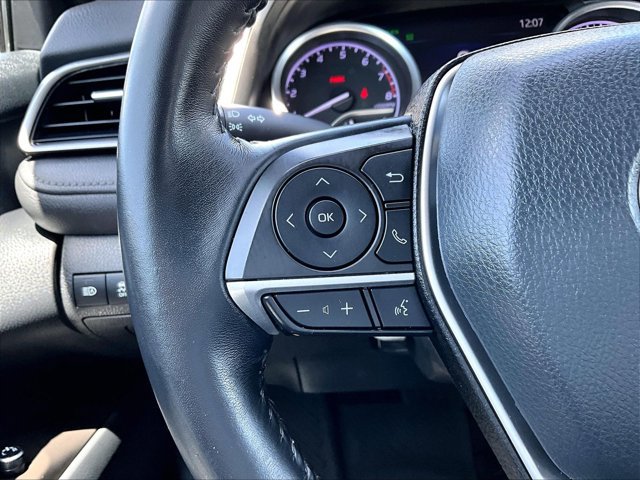 Used 2021 Toyota Camry XLE w/ Navigation Package FWD image 18