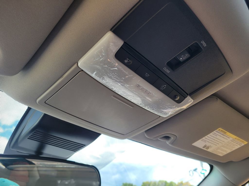 New 2025 Nissan Altima 2.5 SR w/ SR Premium Package image 32