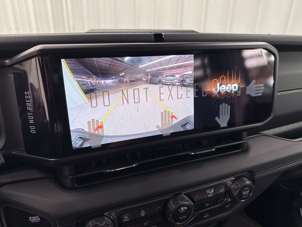 New 2026 Jeep Gladiator Sport image 22