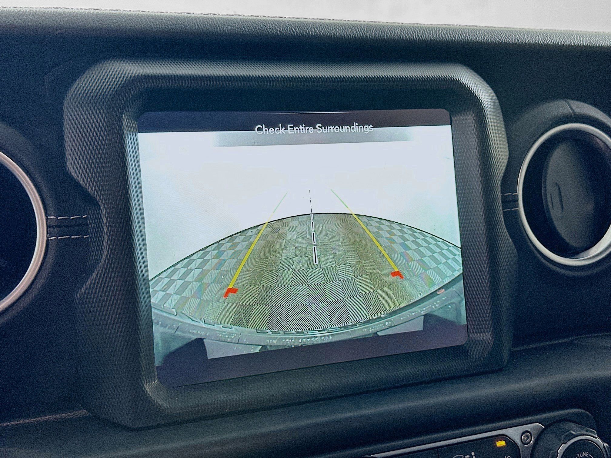 Used 2021 Jeep Wrangler Sahara w/ Cold Weather Group image 22