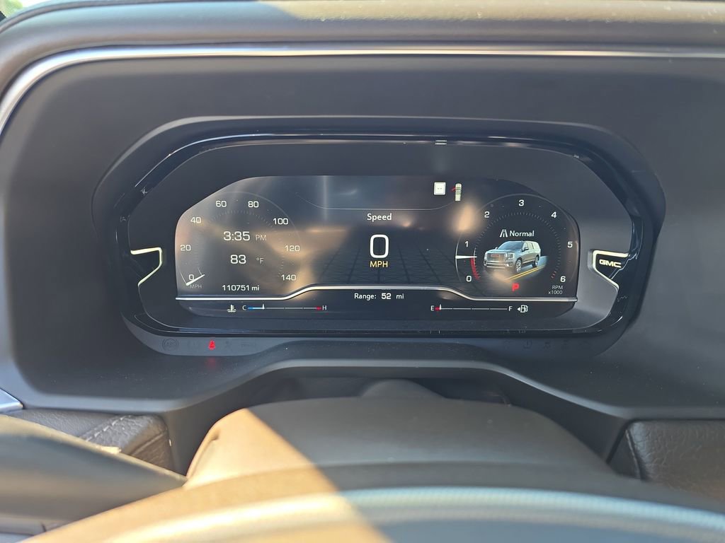 Used 2022 GMC Yukon XL Denali w/ Denali Premium Package image 22