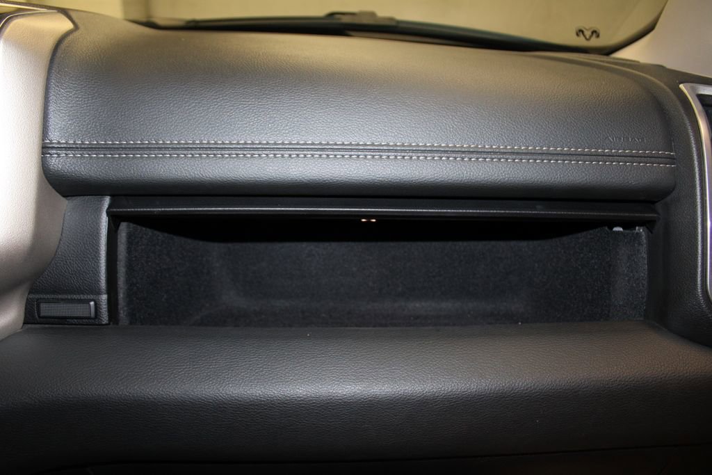 Certified 2021 RAM 1500 Laramie image 31