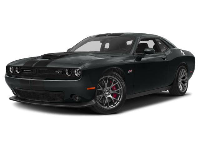 Used 2015 Dodge Challenger SRT image 4