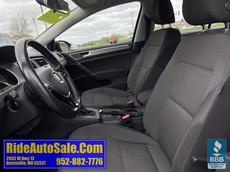 Used 2016 Volkswagen Golf S FWD image 10