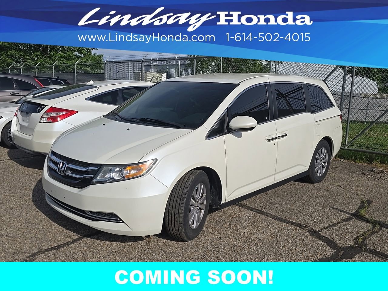 Used 2017 Honda Odyssey SE image 2