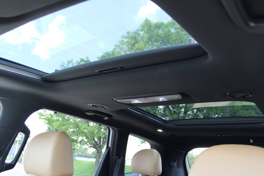 Used 2022 Kia Telluride SX AWD/4WD image 12