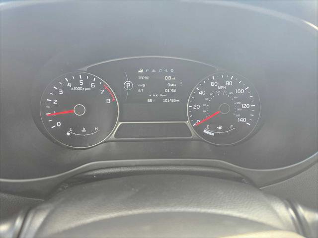 Used 2016 Kia Soul ! w/ Premium Package image 26