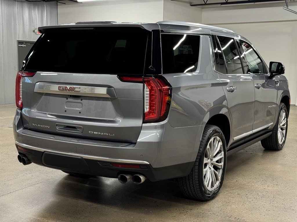 Used 2021 GMC Yukon Denali w/ Denali Ultimate Package AWD/4WD image 17
