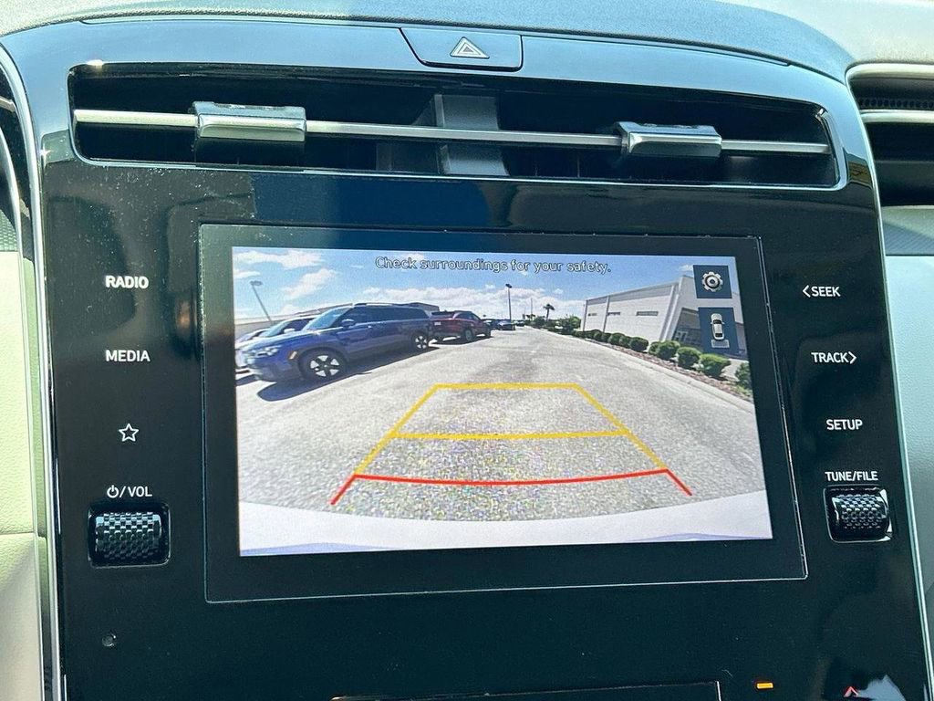 Certified 2024 Hyundai Tucson SEL FWD image 25