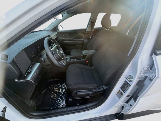 Certified 2025 Hyundai Kona SE FWD image 21