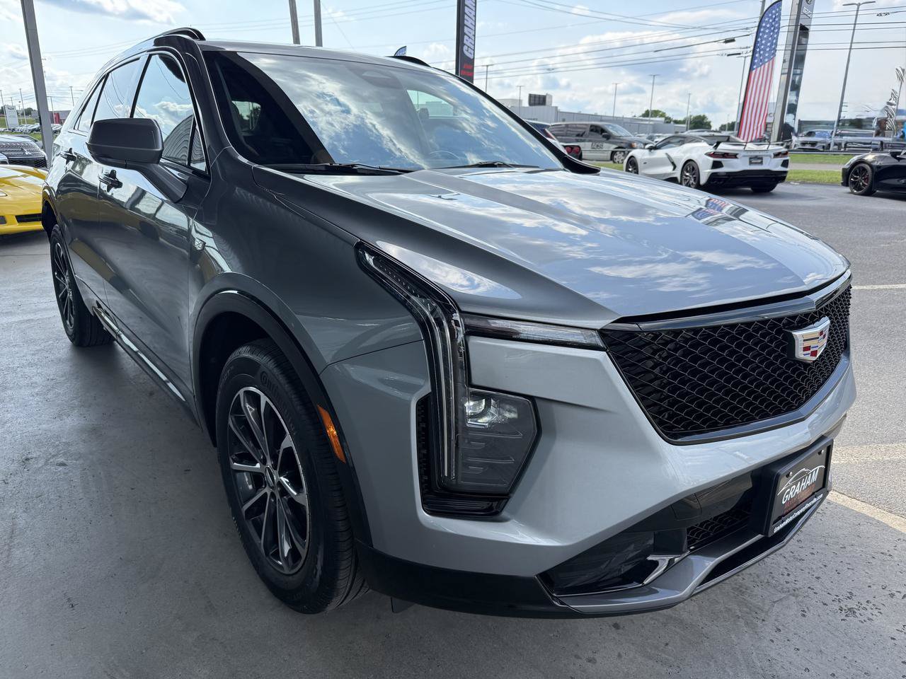 Used 2024 Cadillac XT4 Sport FWD image 3