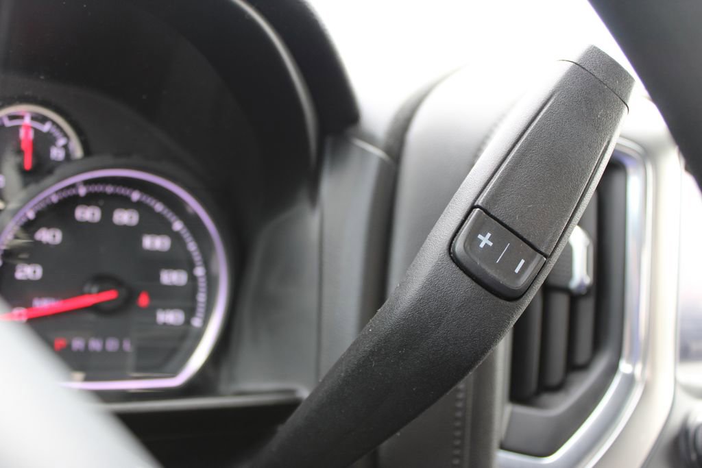 Used 2020 Chevrolet Silverado 1500 LT w/ Trailering Package image 34