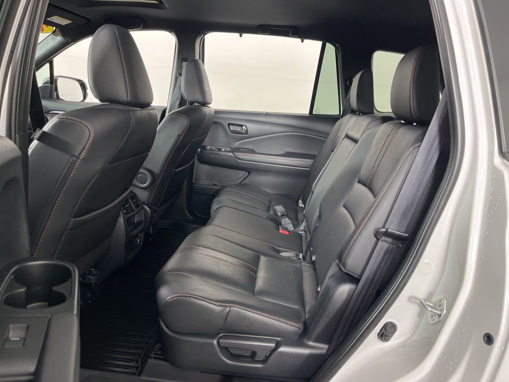 Certified 2023 Honda Passport TrailSport image 23