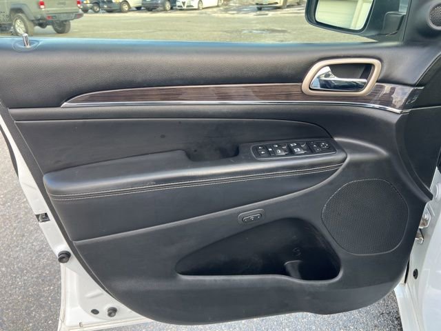 Used 2017 Jeep Grand Cherokee Overland image 21