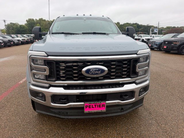 Certified 2025 Ford F450 Lariat w/ Lariat Ultimate Package AWD/4WD image 2