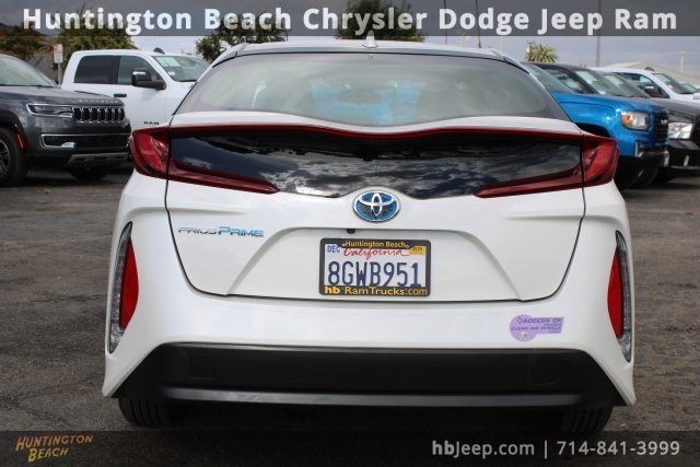 Used 2018 Toyota Prius Prime Plus image 4