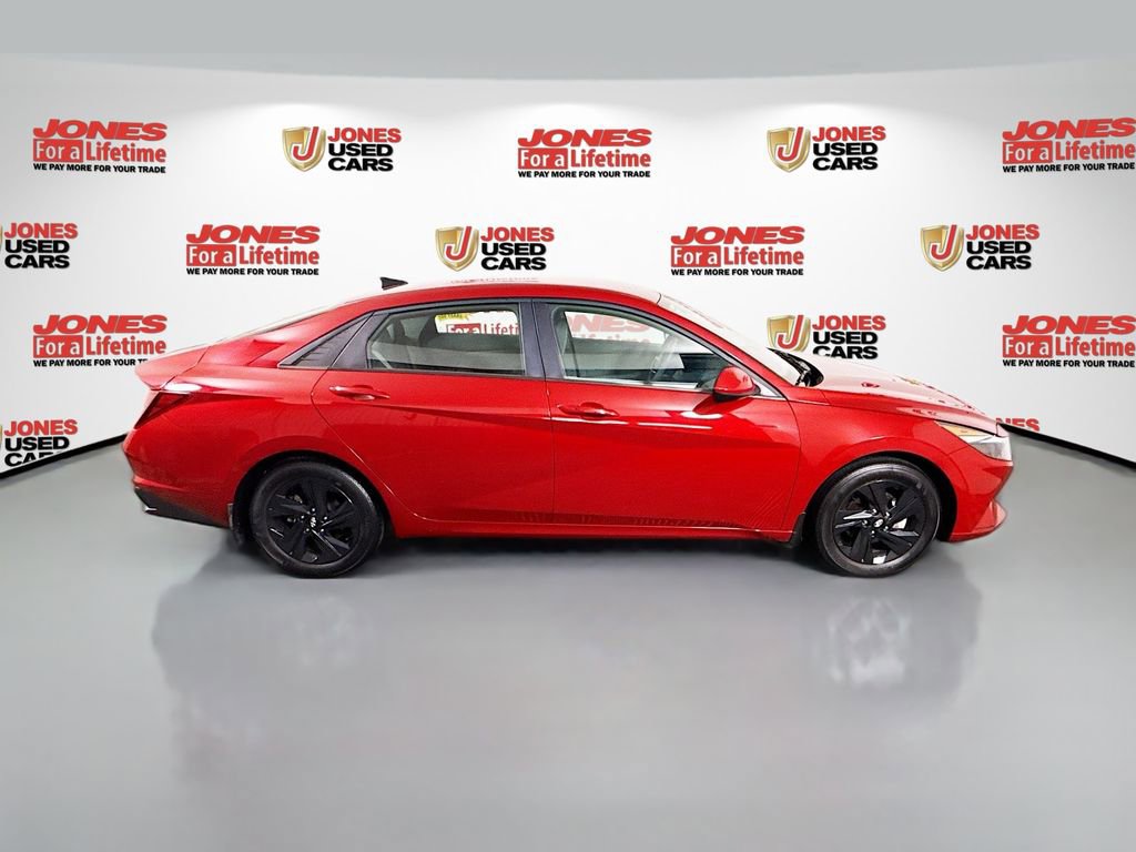 Certified 2022 Hyundai Elantra SEL w/ Cargo Package image 16