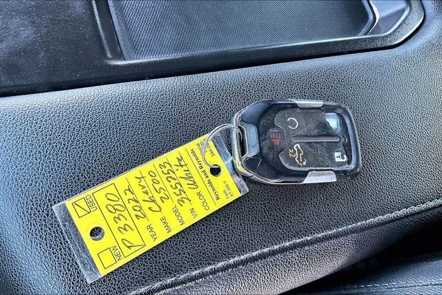 Used 2022 Chevrolet Silverado 2500 LT w/ Convenience Package image 36